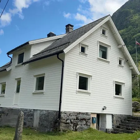 בית נופש Hus I Syvde